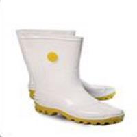 Nikro white boots with short legs